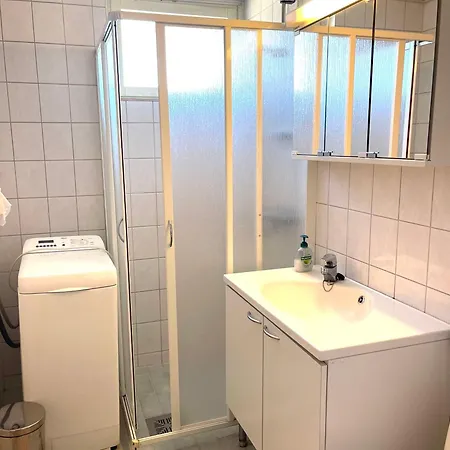 Lomarinne2a6 Huoneisto