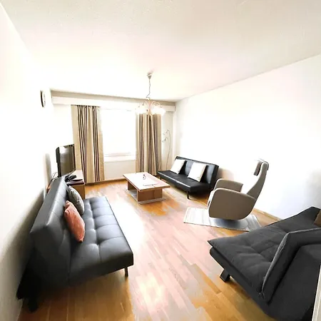 Lomarinne2a6 Apartament *