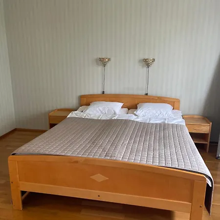 Lomarinne2a6 Huoneisto